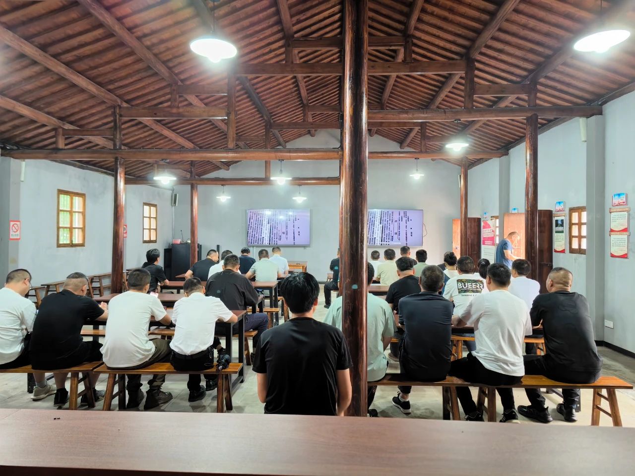 1751246987.jpg 2.jpg